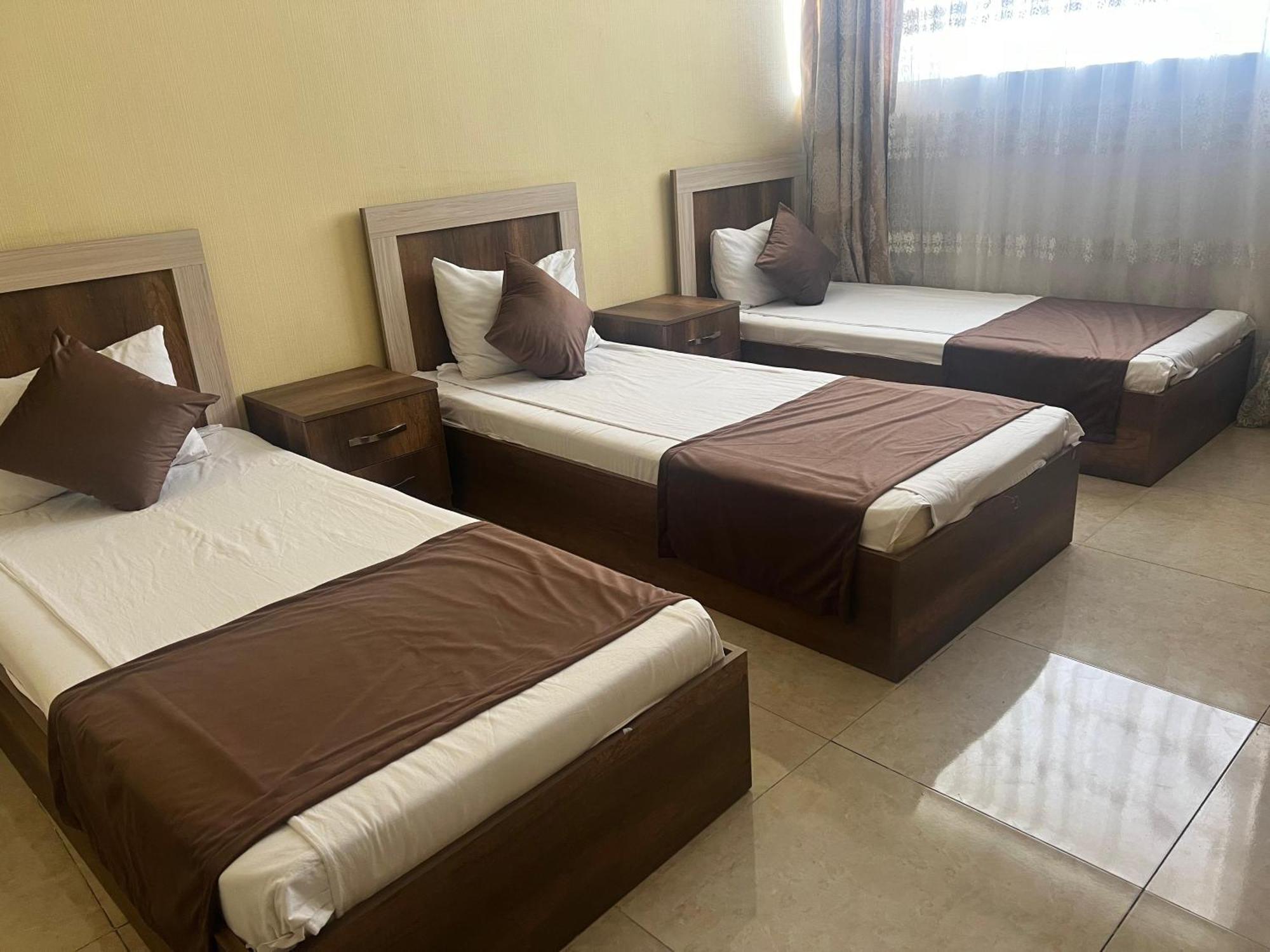 Rahat Hotel Ganja Exterior photo